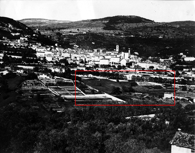 Vue de la propriété La grande ferrage avant la construction de l'usine Tombarel.