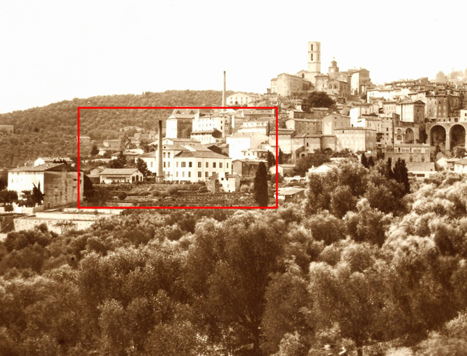  ; Vue de l'usine Lautier Fils prise de l'est.