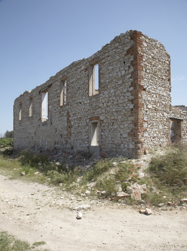 Extrémité du bâtiment d'exploitation : façade latérale ouest.
