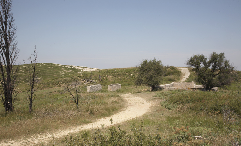 La Nerthe. Batterie anti-aérienne (?)  à proximité du domaine de Cossimont