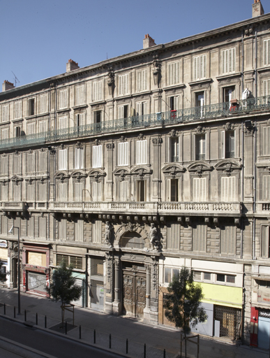Immeuble 63, rue de la République. Vue d'ensemble de la façade.