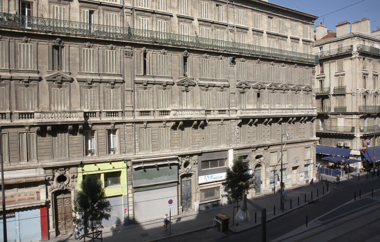 Immeubles 65, 67, 69 rue de la République. Elévations sur la rue.