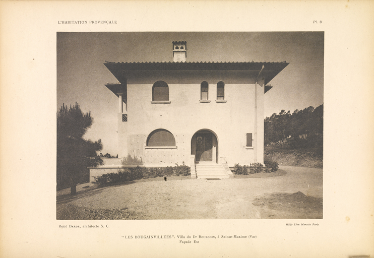 "LES BOUGAINVILLEES". Villa du Dr BOURGOIN, à Sainte-Maxime (Var). Façade Est.