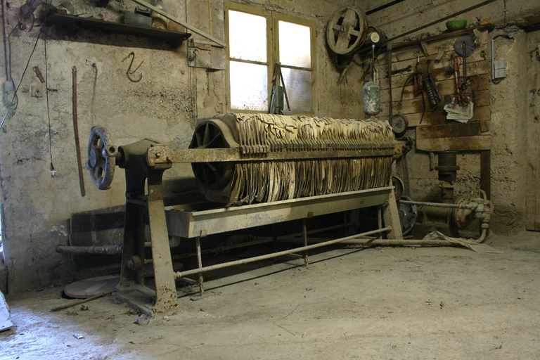 Ensemble de 2 machines à pressurer (filtres-presses)