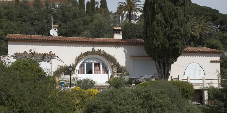 Villa L'Abritadou, des années 1920-1930. Cigales (chemin des) 2. 2007 AB 1042.