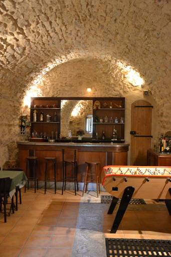 Cave de la jarrerie.