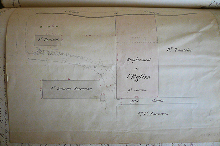 Plan [emplacement de l'église et propriétes mitoyennes 185.]