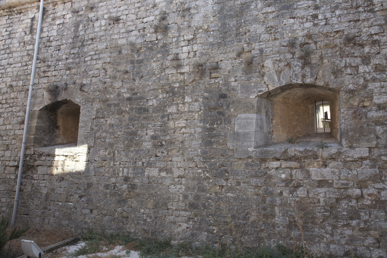 Embrasures du flanc gauche du bastion 2.
