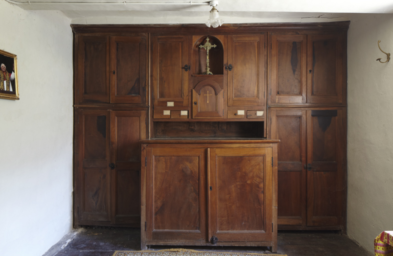 Meuble de sacristie : vue générale (Fig. 02).