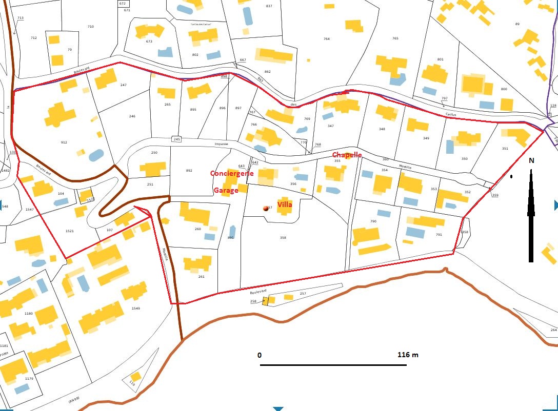 Plan-masse et de situation de la propriété telle qu'elle était jusqu'en 1927 date de son morcellement. D'après le plan cadastral 2012, section AE.