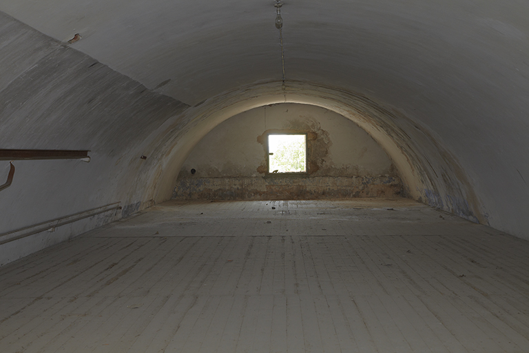 Voûte et entresol d'une des casemates du casernement Malbousquet.