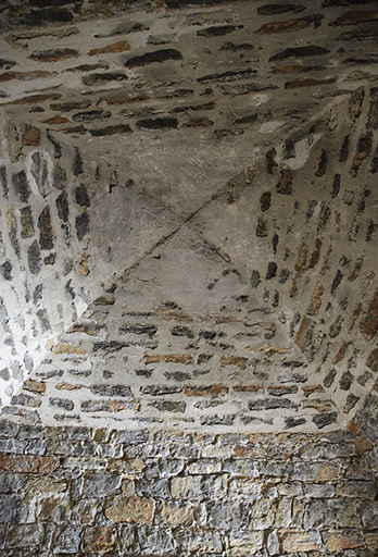 Extension Malbousquet. Détail de la voûte en arc de cloître de la casemate-rotule entre le flanc du bastion 8 et la courtine 8-9.