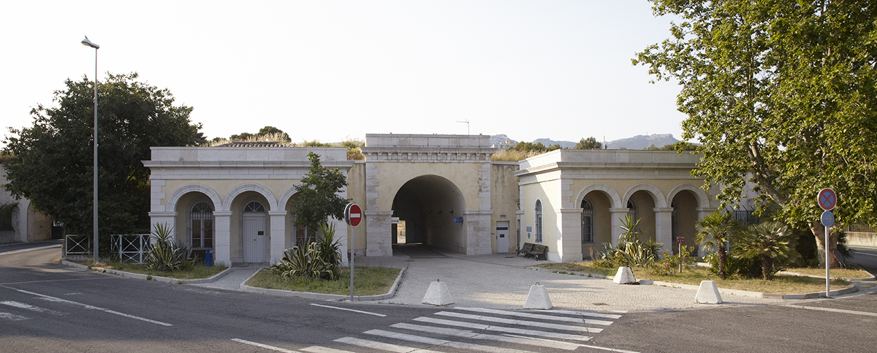 Porte Malbousquet, façade vers l'intérieur du corps de place.