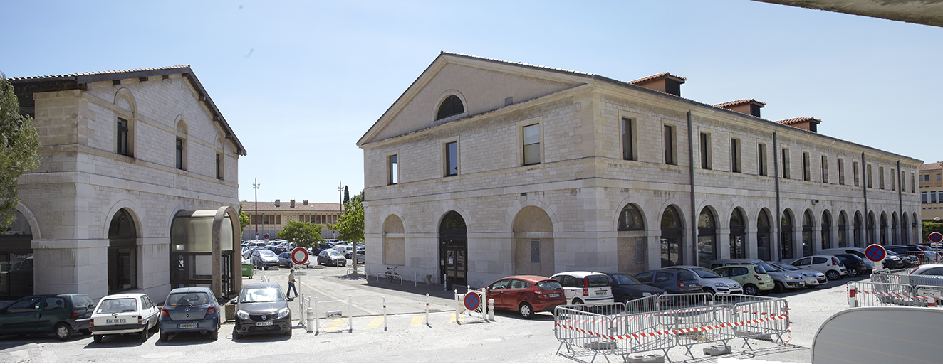 Mur pignon ouest du bâtiment nord-est et bâtiment nord, vus du nord.