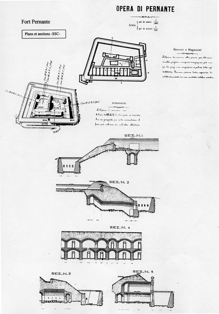 Fascicolo contenente il piano d'insieme [...] del Colle di Tenda [Document contenant le plan d'ensemble [...] du Col de Tende]. Détail : opera di Pernante [plans et coupes des magasins et de l'armement du fort Pernante].