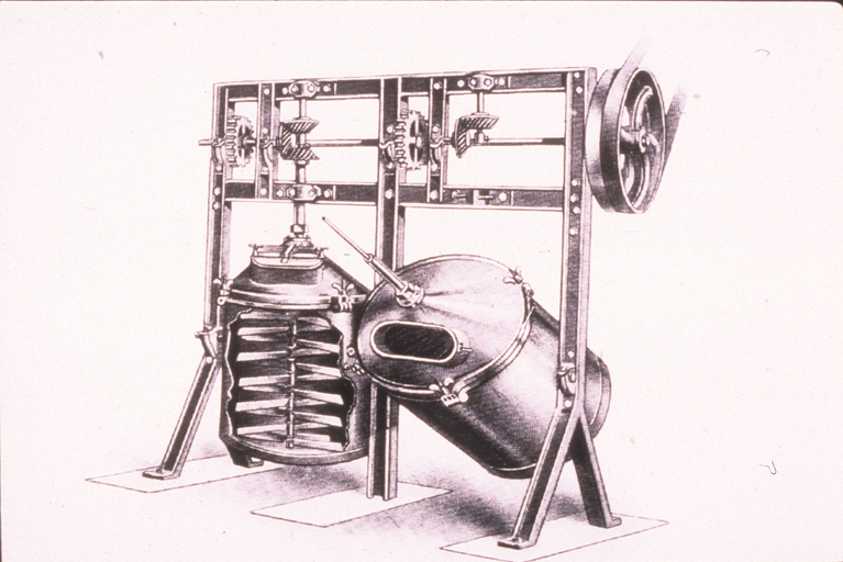 [Batteuses rotatives pour lavage alcoolique des pommades et des huiles parfumées, vers 1900.]