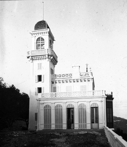 [Vue de la villa de parfumeur Saint-Georges appartenant à la famille Chiris.]