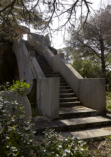 Escalier du château d'eau-belvédère.