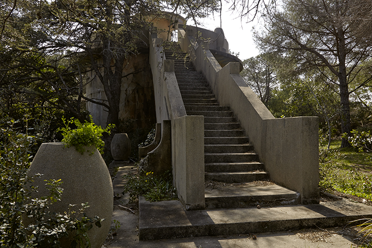 Escalier du château d'eau-belvédère.