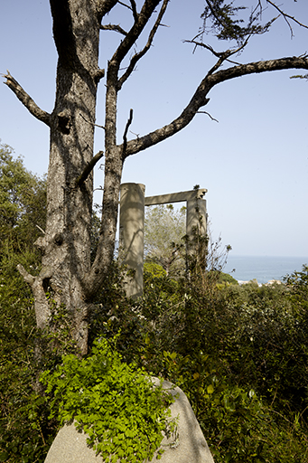 Parc paysager. Eléments de pergola.
