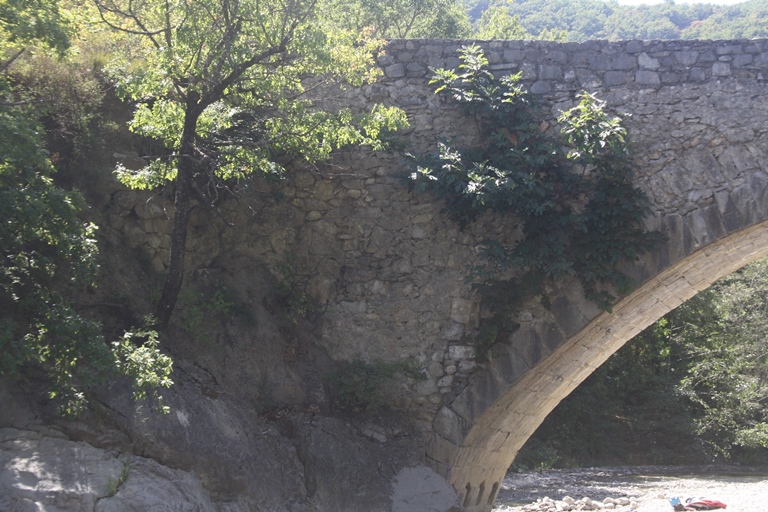 Détail de l'élévation est, rive droite.