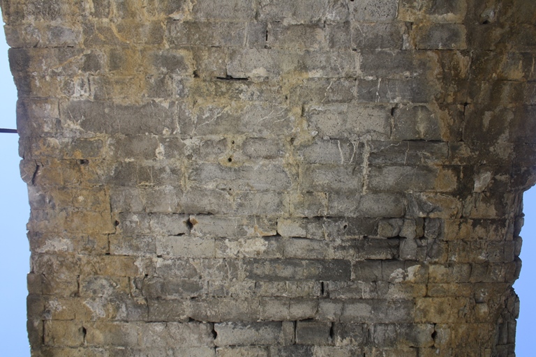 Détail de la voûte à la clé.