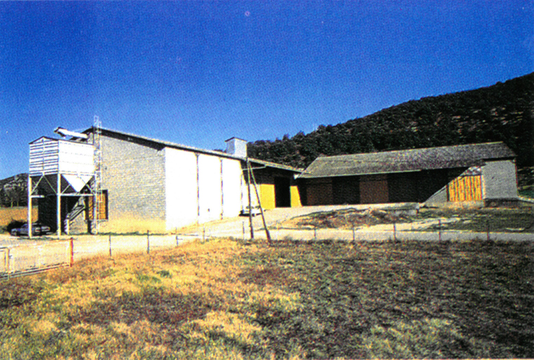 Volume et situation vus de l'ouest. Document publicitaire de la CACHP.