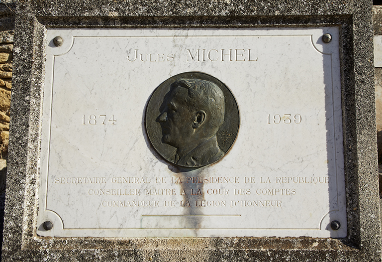 Carré protestant : tombeau de Jules Michel, détail de la plaque commémorative.