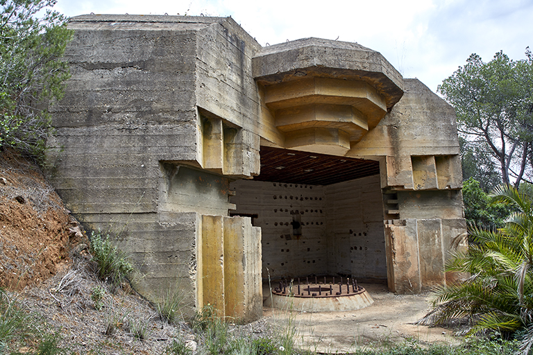 Hyères. Batterie Vogelberg.