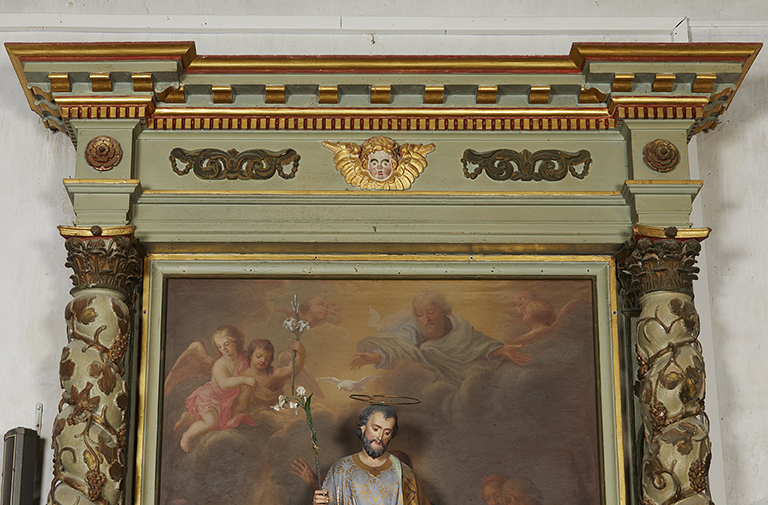 Détail de la partie supérieure du retable.