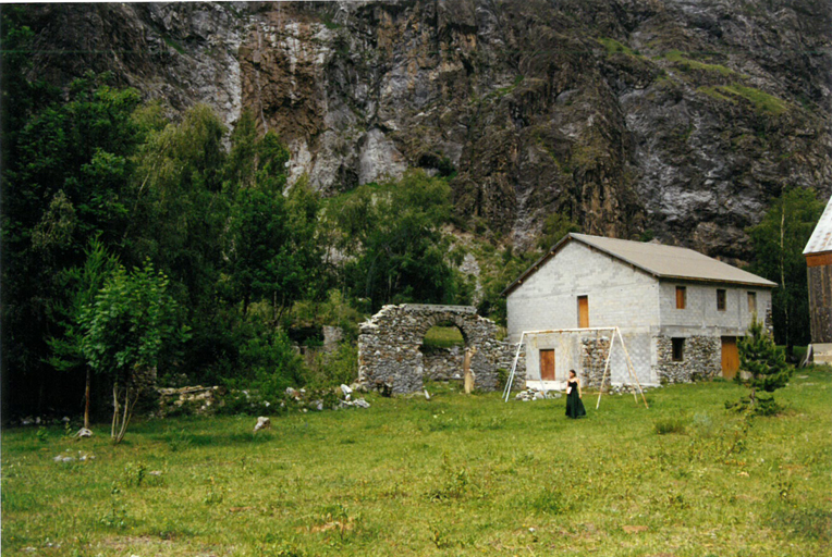 Ruines de la laverie.