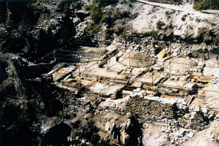 Grand atelier de préparation, vue générale de la fouille en 1998.