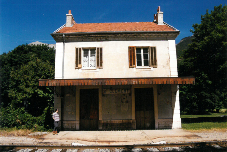 Bâtiment des voyageurs, élévation sur le quai.