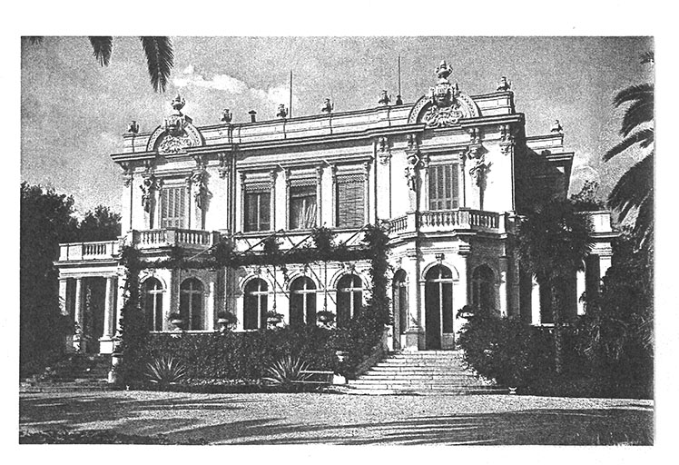 [Villa Baratier, vue d'ensemble de la façade est.] Vers 1930;