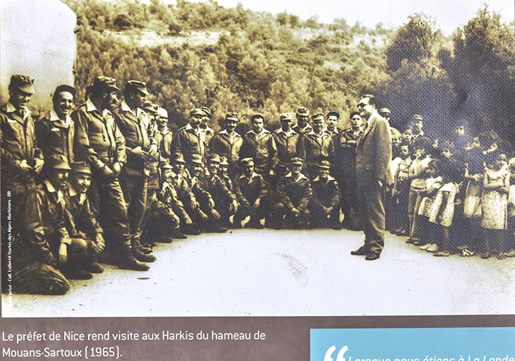 Le préfet de Nice rend visite aux Harkis de Mouans-Sartoux en 1965.