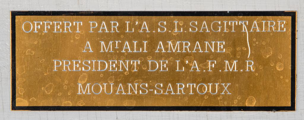 Plaque accompagnant le tableau représentant le hameau de forestage de Mouans-Sartoux.