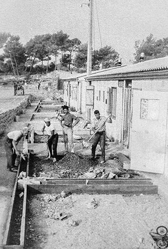 [Construction du hameau de Mouans-Sartoux, vers 1964.] 