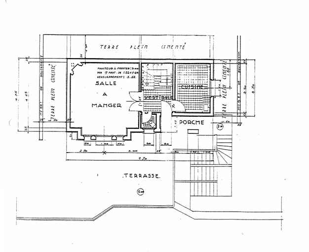 [Maison 40 avenue Lamaro à Eze. Permis de construire. Plans, élévation, coupe.] 1938. Détail : plan de l'étage de soubassement.
