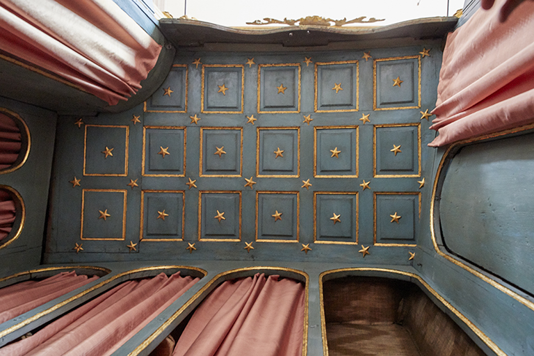 Plafond de l'arche sainte (après restauration).