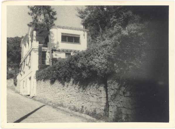 [Villa Capri à Cannes. Façade sur rue et élévation sud.]
