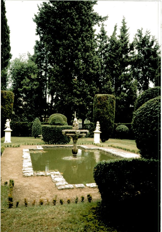 Le jardin florentin, vue prise de l'ouest.