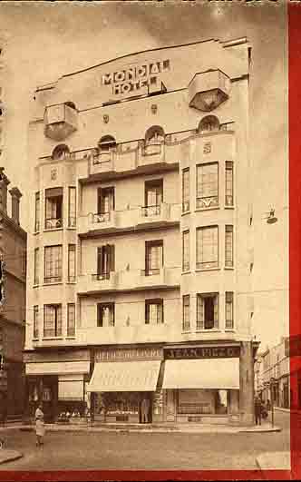 [Façade de l'hôtel Mondial.], 1930.