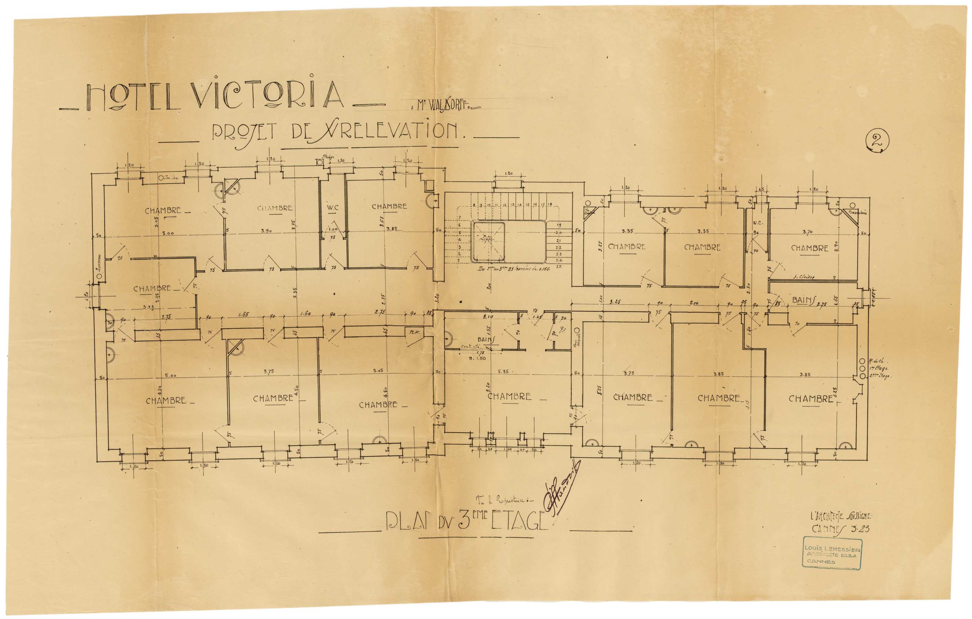 Hôtel Victoria à Mr Waldorff. Projet de surélévation. Plan du 3eme étage, mars 1923.