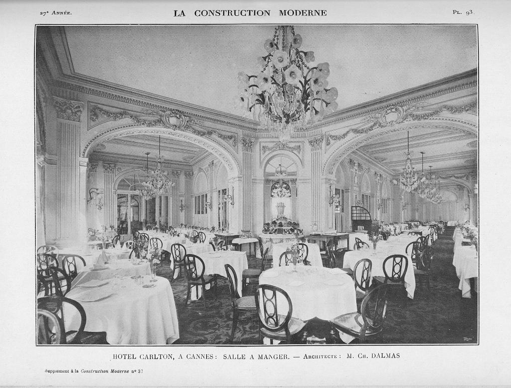 Hôtel Carlton, à Cannes : Salle à manger. - Architecte : M. Ch. Dalmas, 1912.