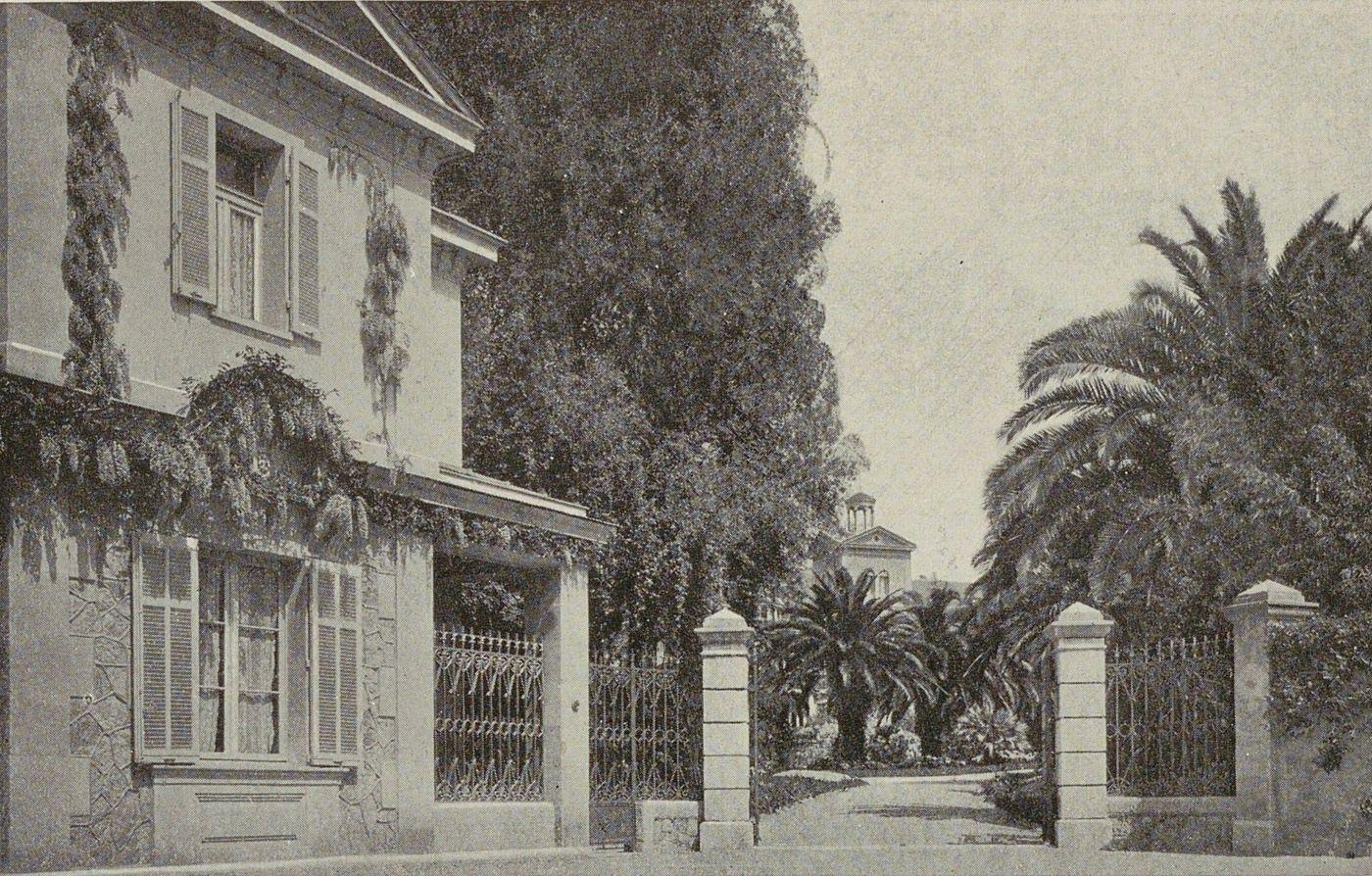 [Entrée du jardin de la villa Selvosa, conciergerie et portail.], 1914.
