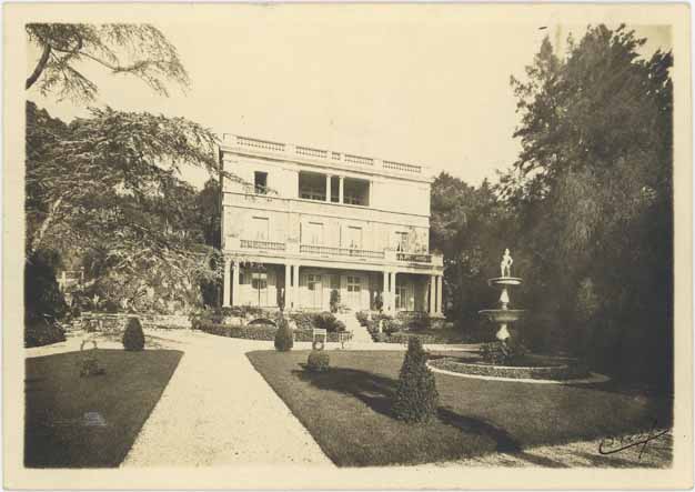 [Villa Talbot, façade sud après modification], [vers 1950].