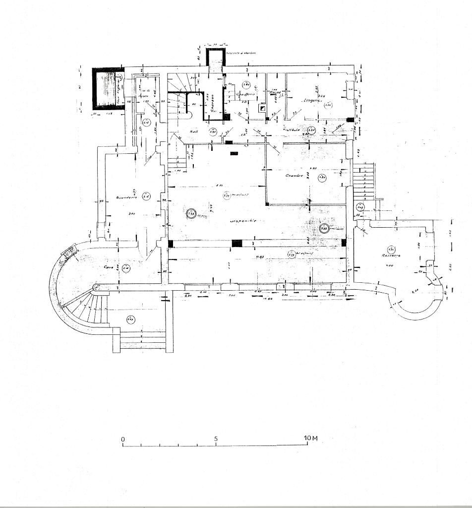 [Villa Tahoe à Cannes. Plans et façade sud.], 1938. Détail : plan de l'étage de soubassement.