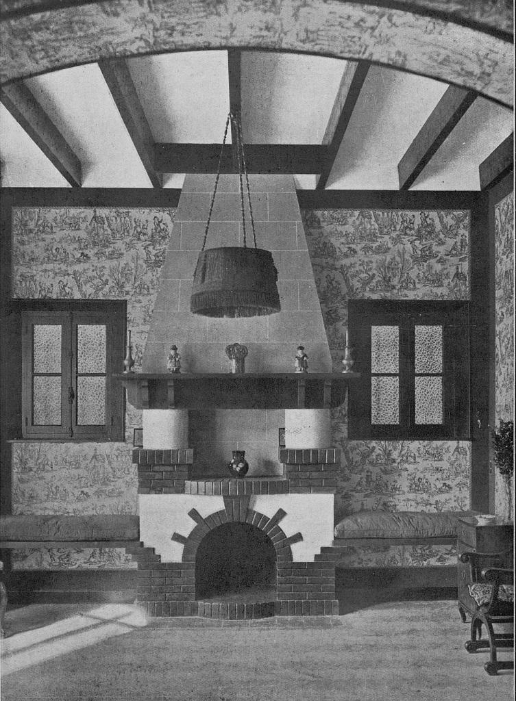Villa provençale à Cannes - Henri Bret, Architecte. La cheminée du salon, 1931.