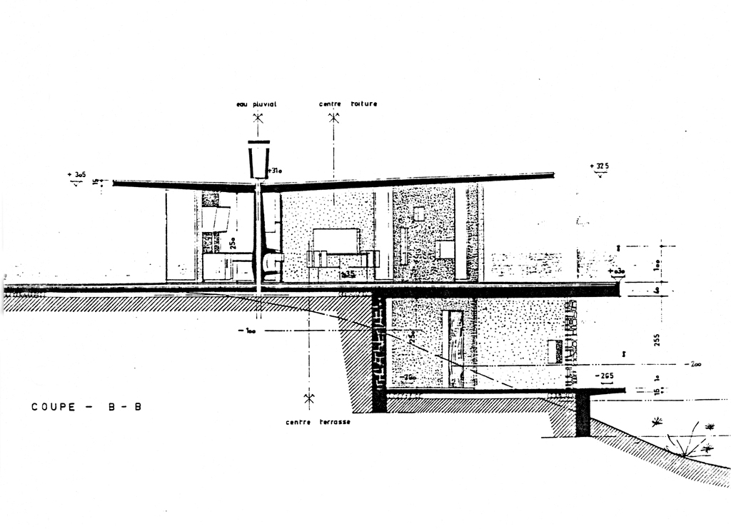 [Villa Altaïr au Lavandou. Coupe est-ouest.], 1958.