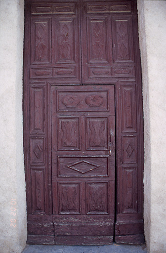 Porte avec date portée 1751.